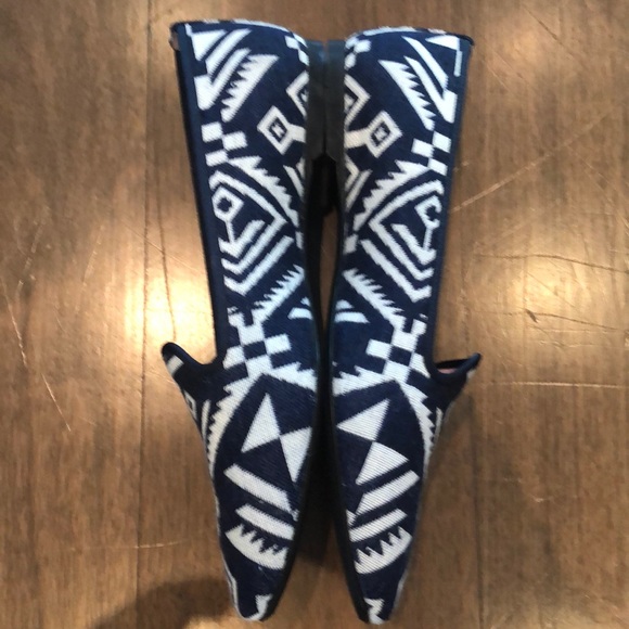 Pretty Loafers - size 37.5 navy pattern - Picture 3 of 7